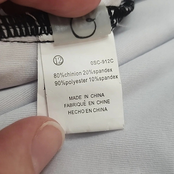 Cupshe size LX onepice lace v nick adjustable straps cross back beach vacation - Picture 8 of 8